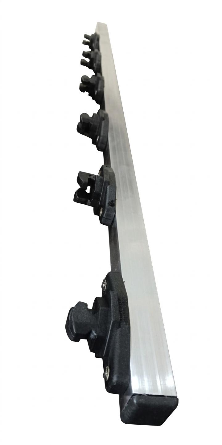 produto-14367-haste-para-cerca-eletrica-6-isoladores-23mm-x-10m-aluminio